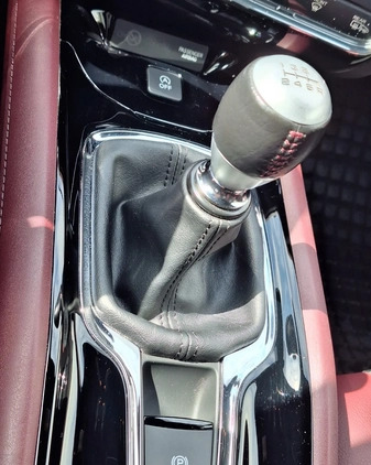 Honda HR-V cena 107500 przebieg: 63700, rok produkcji 2019 z Dąbie małe 301